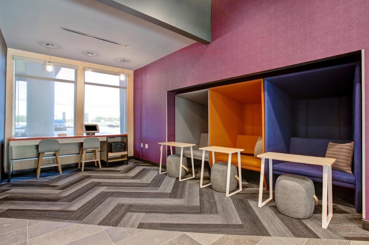 Tru By Hilton Grand Prairie Otel Dış mekan fotoğraf